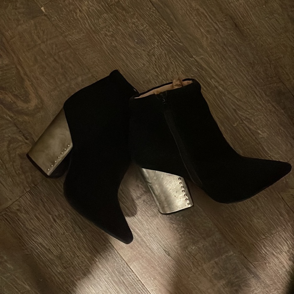 Jeffrey Campbell Handmade Black Suede Ankle Booties with Metallic Heels, EUC, 7
